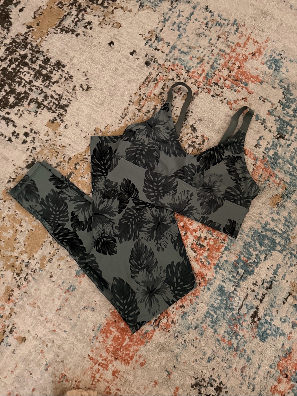aerie Green Sports Bra & Legging Set